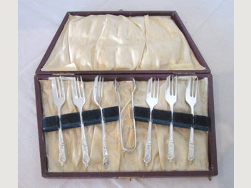 Image 1 of 3