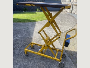 Image 1 of 5
