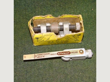 Image 1 of 4