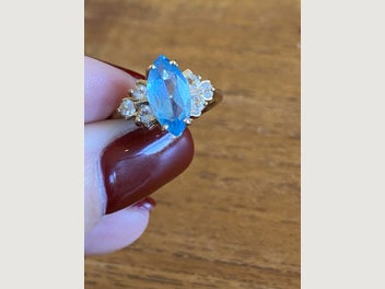 Image 1 of 4