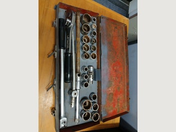 Image 1 of 2