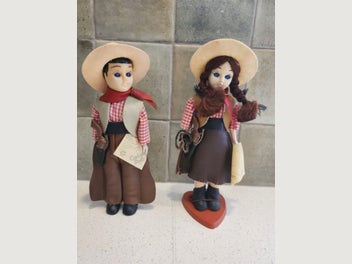 Image 1 of 7