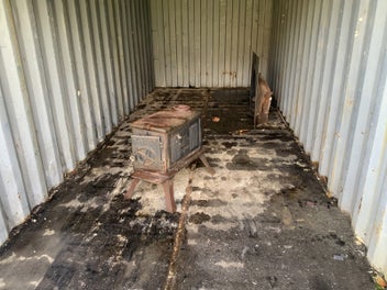 Image 1 of 7