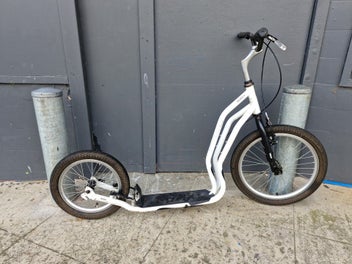 Image 1 of 7