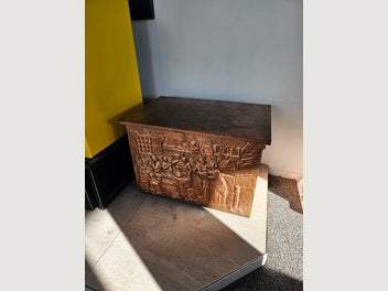 Image 1 of 7