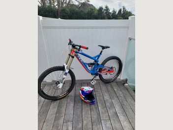 Image 1 of 5