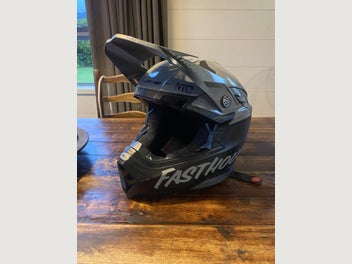 Image 1 of 6