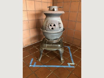 Image 1 of 7