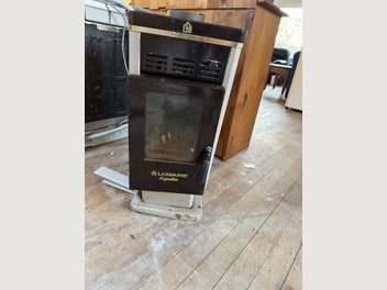 Image 1 of 4