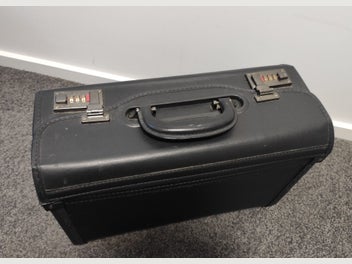 Image 1 of 6
