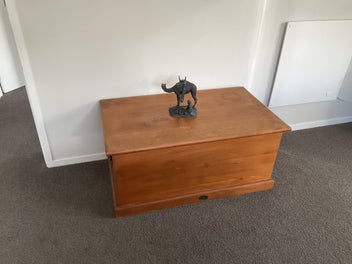 Image 1 of 6