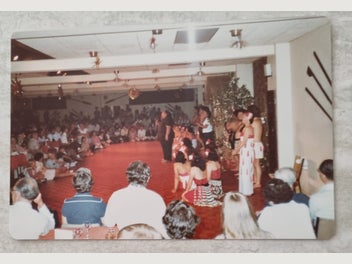 Image 1 of 5