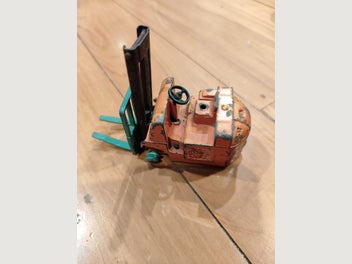 Image 1 of 3