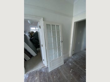 Image 1 of 7
