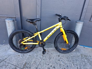 Image 1 of 7
