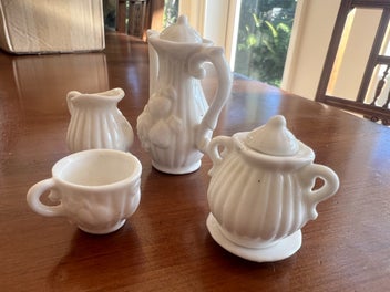 Image 1 of 6