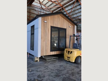 Image 1 of 18