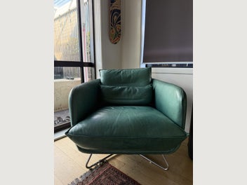 Image 1 of 7