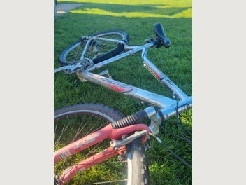 Image 1 of 6