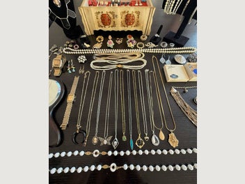 Image 1 of 20