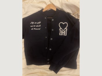 Image 1 of 8