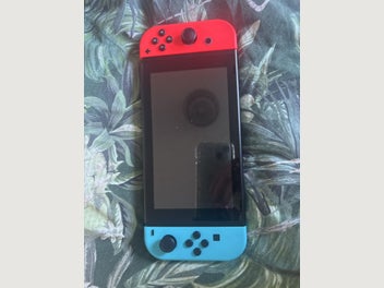 Image 1 of 8