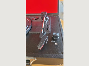Image 1 of 7