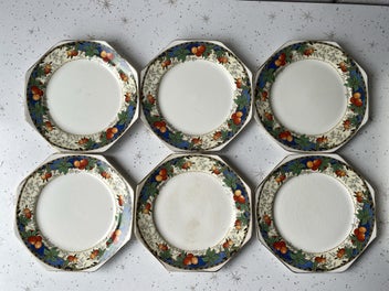Image 1 of 4