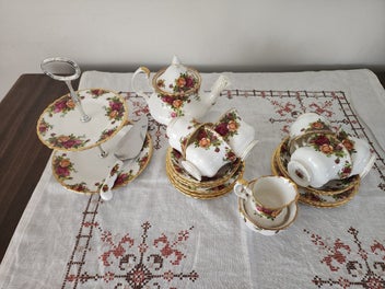 Image 1 of 4