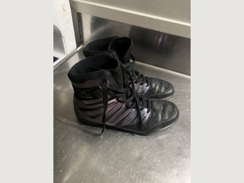 Image 1 of 4