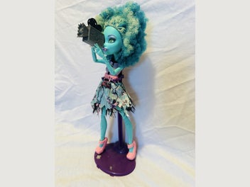 Image 1 of 4