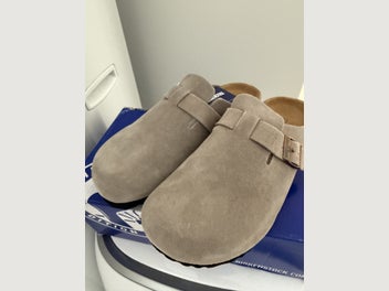 Image 1 of 7