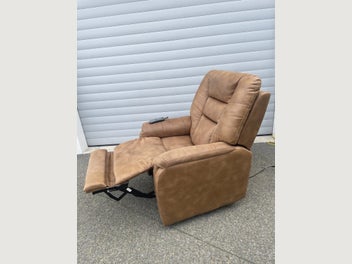 Image 1 of 7