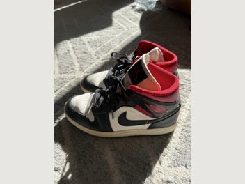 Image 1 of 3