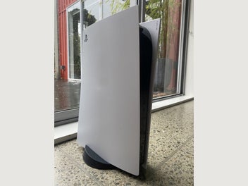 Image 1 of 5