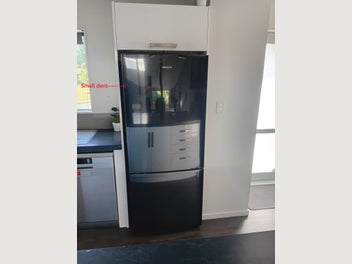 Image 1 of 7