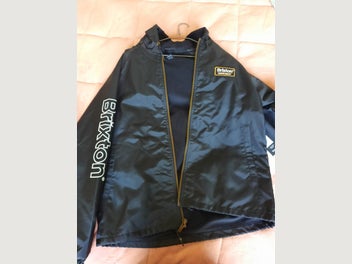 Image 1 of 7