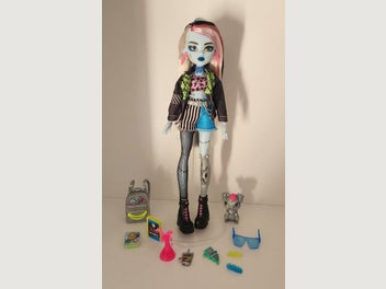 Image 1 of 3