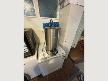 Image 1 of 8