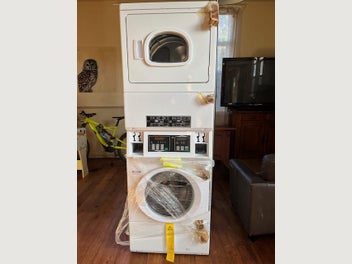 Image 1 of 1