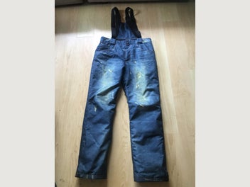 Image 1 of 3