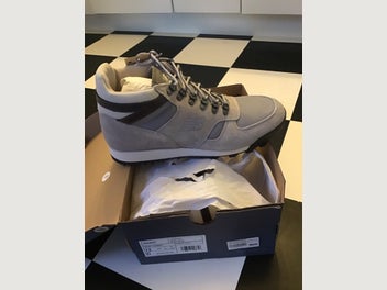 Image 1 of 1