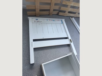 Image 1 of 7