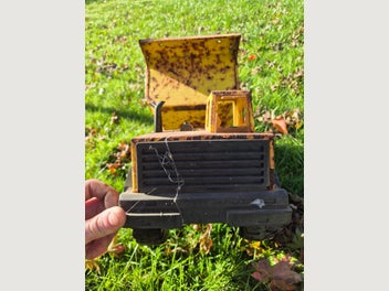 Image 1 of 2