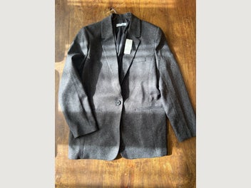 Image 1 of 6