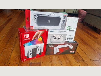 Image 1 of 6