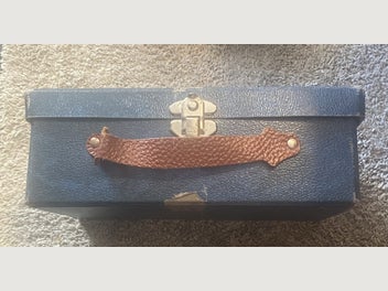 Image 1 of 6