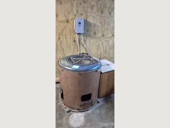 Image 1 of 4