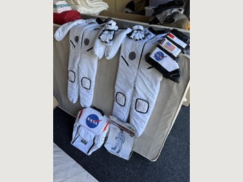 Image 1 of 6