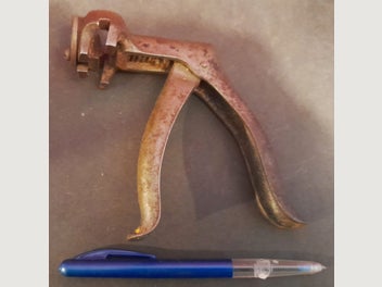 Image 1 of 3